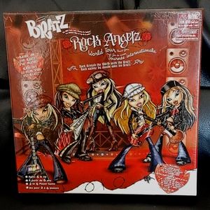 🌺NWOT🌺Bratz Rock Angelz World Tour Game